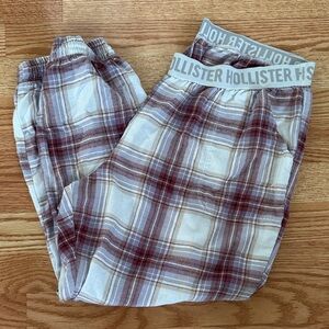 Hollister Women's Plaid Pajama Pants - Burgundy and White